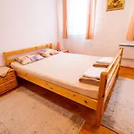 Rustic Charm With Sauna - Five Bedroom With Sauna * Bizeljsko