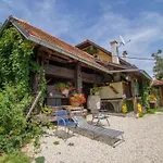 Rustic Charm With Sauna - Five Bedroom With Sauna بيت للعطل Bizeljsko