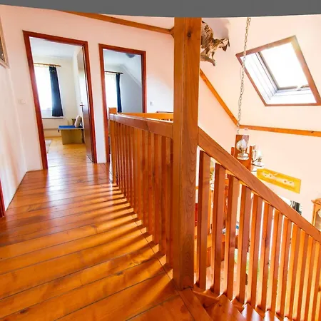 Rustic Charm With Sauna - Five Bedroom With Sauna Bizeljsko