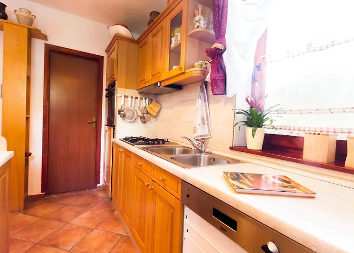 Rustic Charm With Sauna - Five Bedroom With Sauna Semesterbostad Bizeljsko